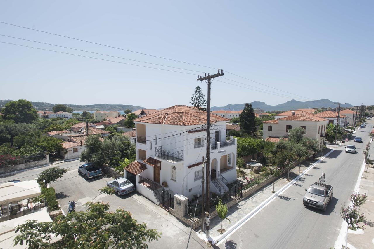Hotel Finikas Methoni  Exterior foto
